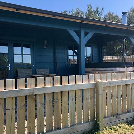 Retreat Hot Tub Highland Cabin Inverness Exterior photo